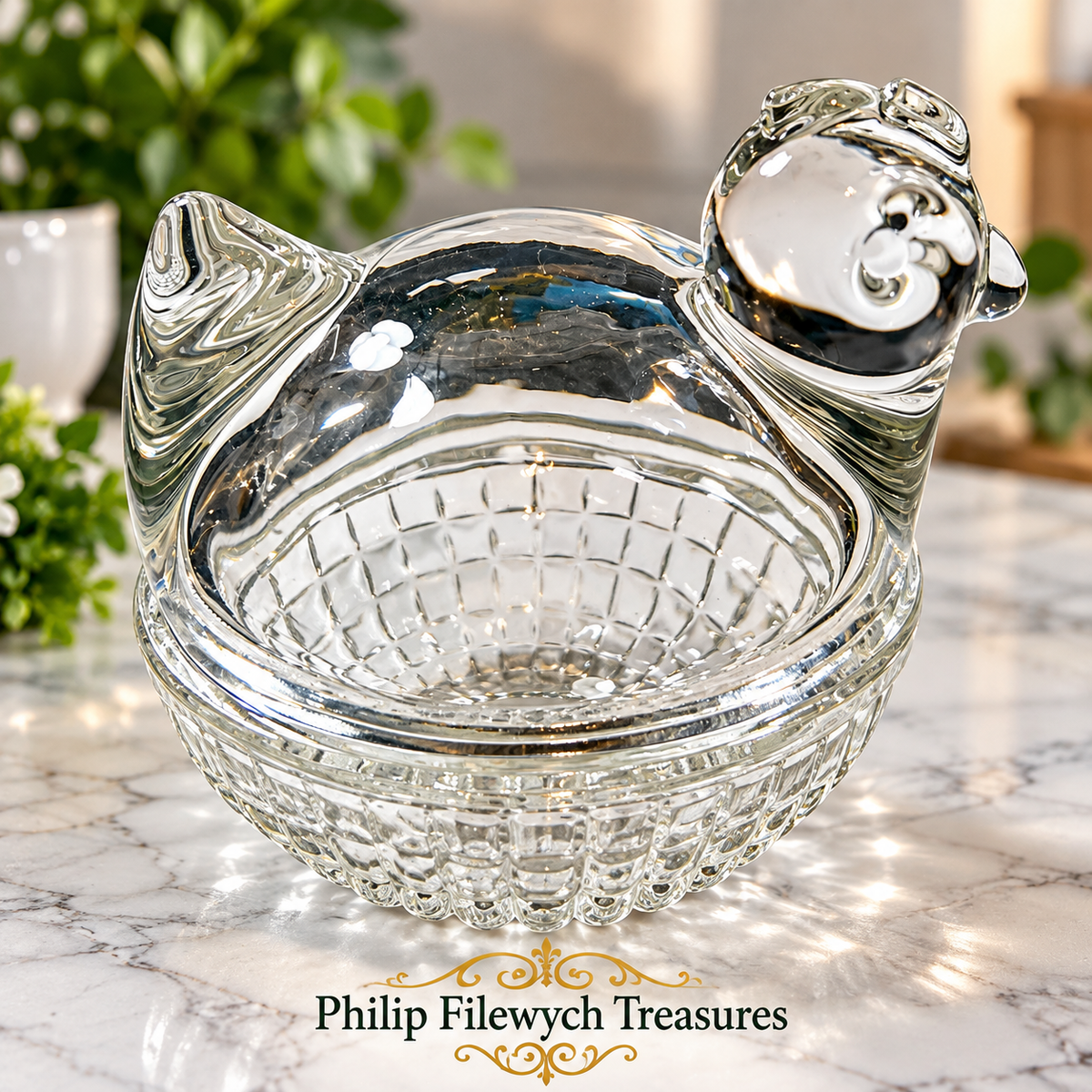 Crystal glass duck candy dish with lid, vintage collectible serving dish, 523 grams