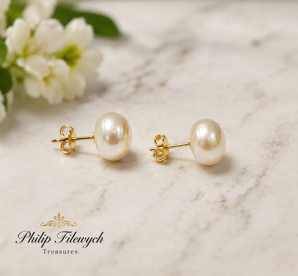 EA-24--Natural Freshwater Pearl Stud Earrings 8–9mm White Pearl Gold-Tone Classic Earrings