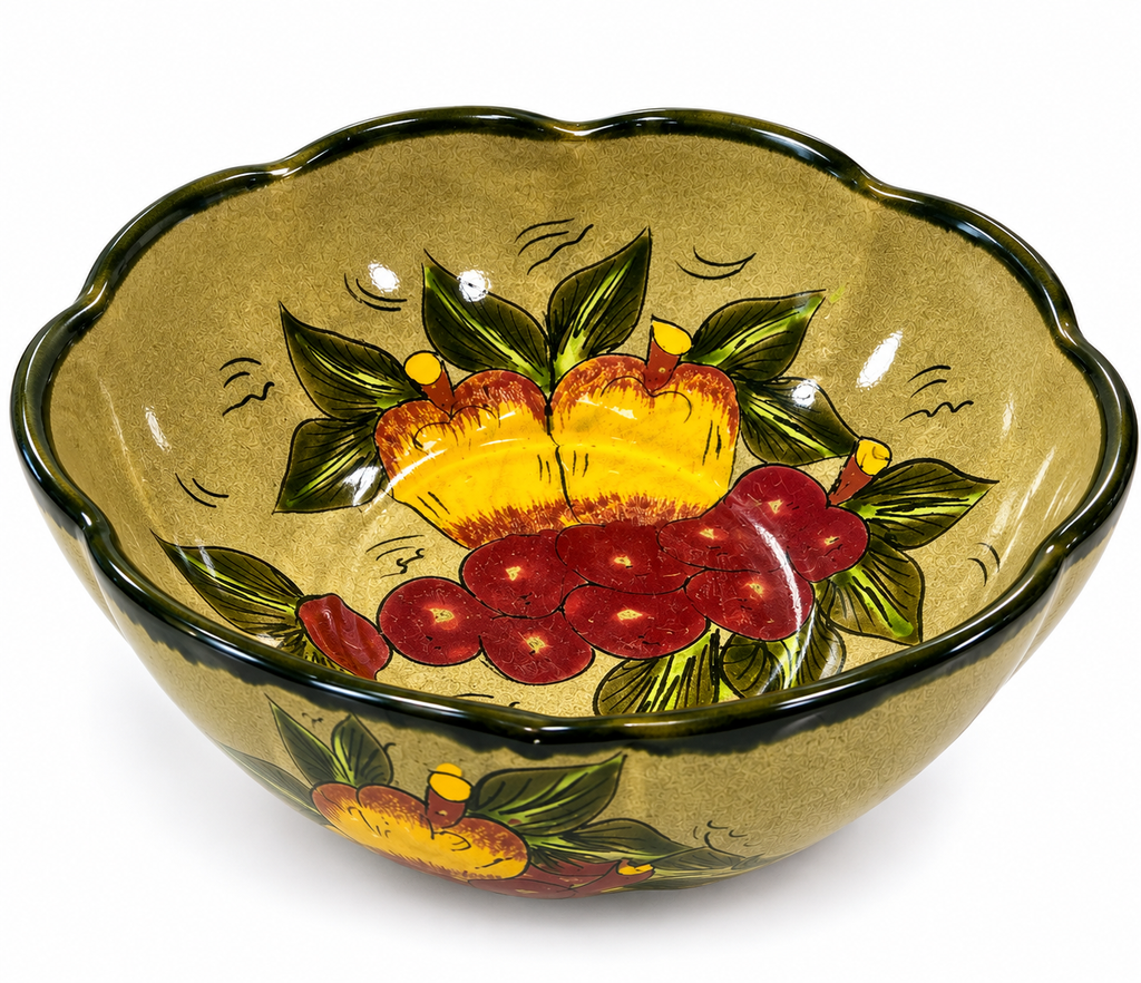 SB-72 Vintage 1950s Mexican Hand-Painted Ceramic Fruit Bowl – 10" Scalloped Rim – Hecho en MexicoSB-72 Vintage 1950s Mexican Hand-Painted Ceramic Fruit Bowl – 10" Scalloped Rim – Hecho en Mexico